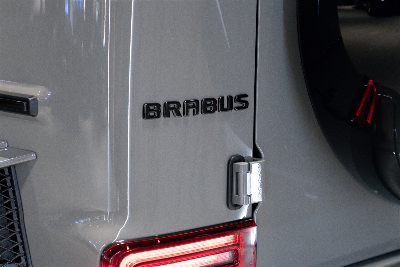 2025 Mercedes-Benz AMG G 700 Brabus   - Photo 12 - Beverly Hills, CA 90212