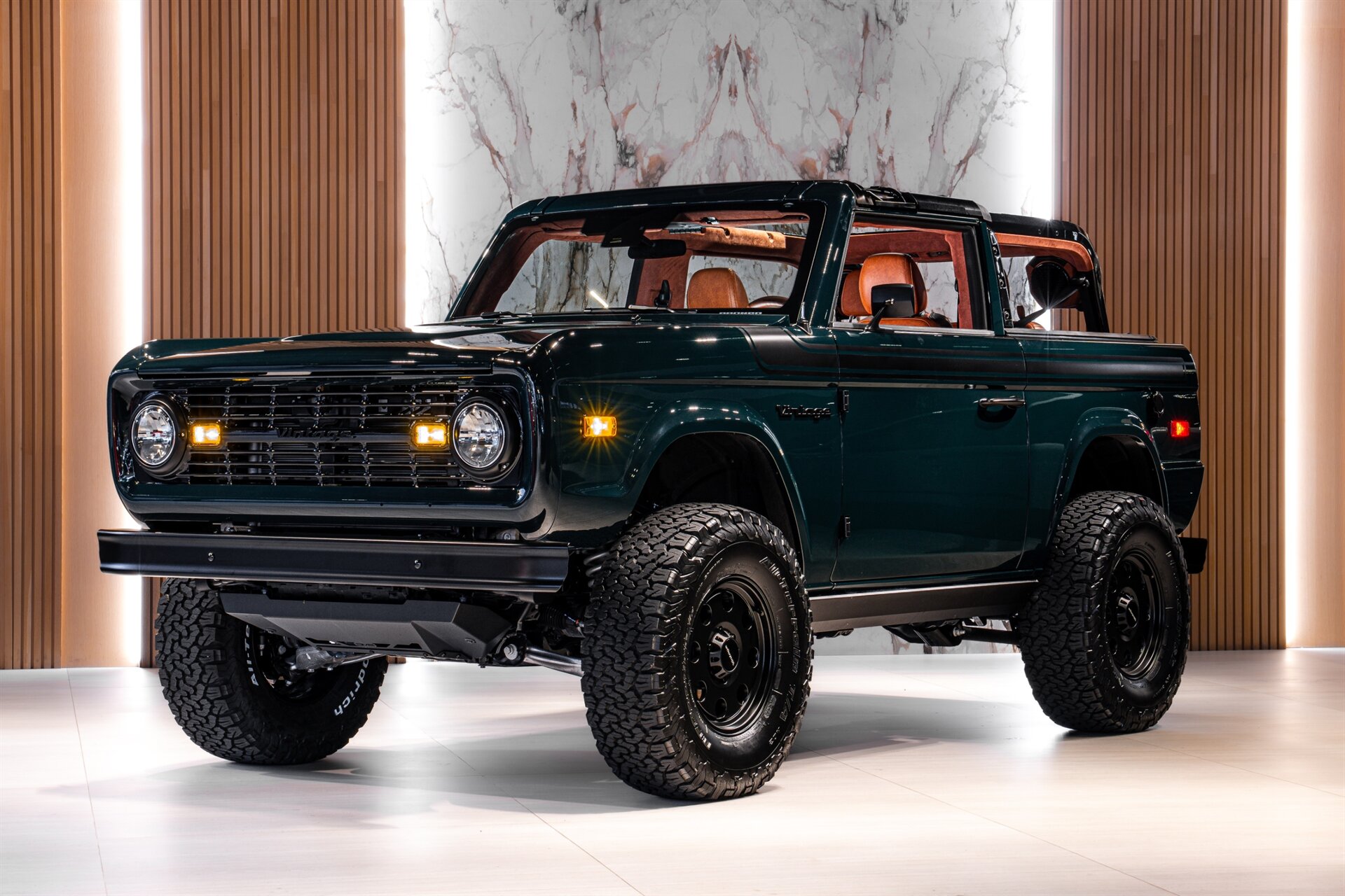2025 Ford Bronco Vintage Modern
