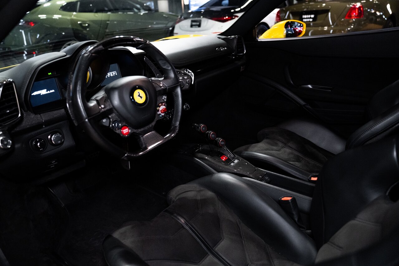 2010 Ferrari 458 Italia   - Photo 13 - Beverly Hills, CA 90212