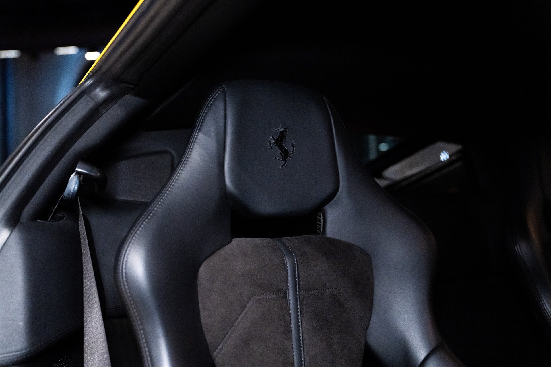 2010 Ferrari 458 Italia Base - Photo 20