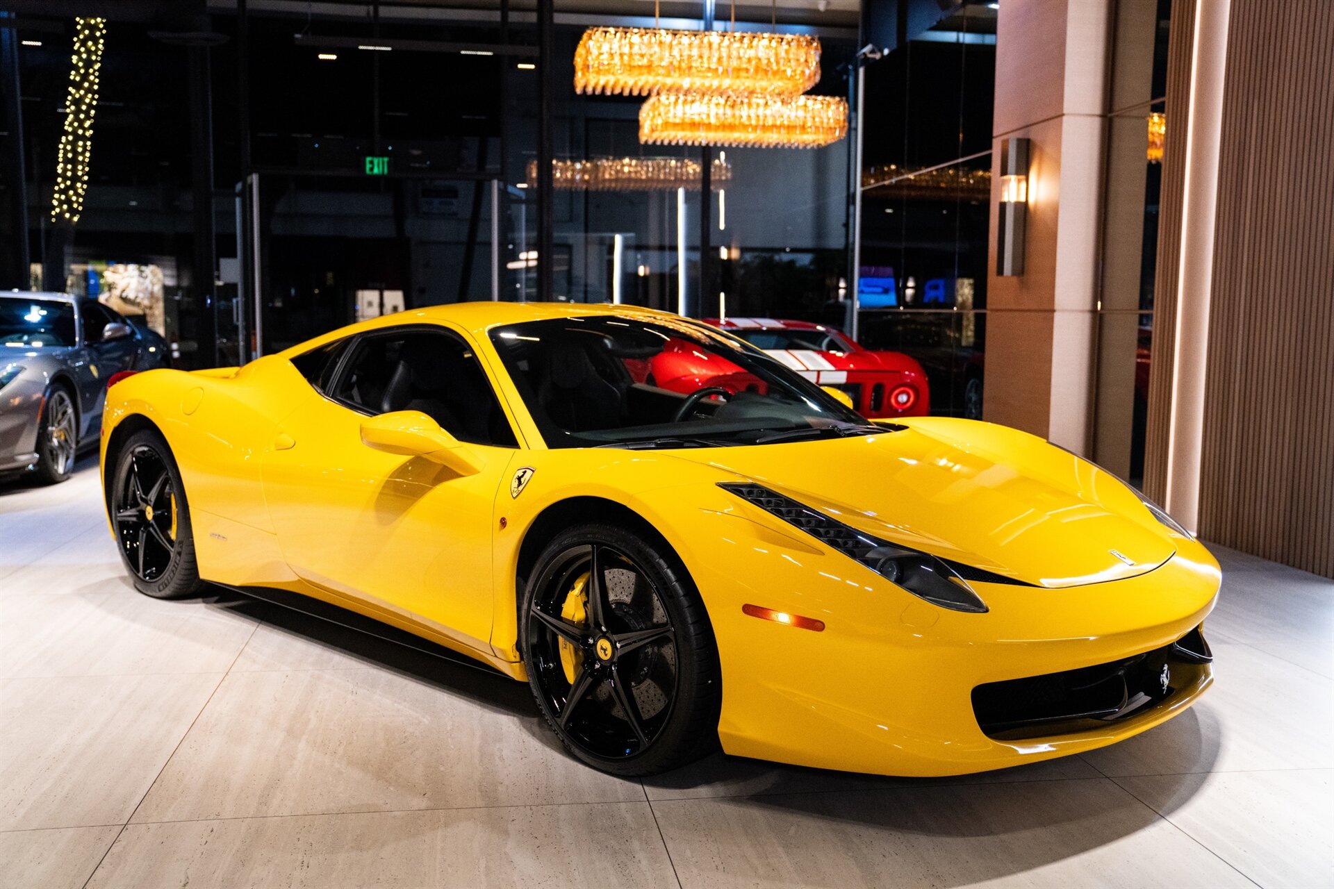 2010 Ferrari 458 Italia Base - Photo 6