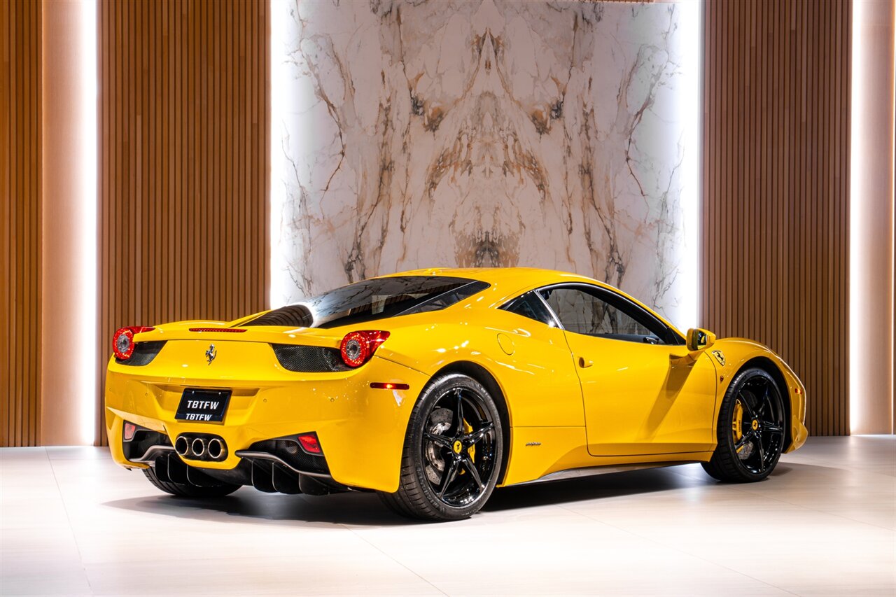 2010 Ferrari 458 Italia   - Photo 3 - Beverly Hills, CA 90212