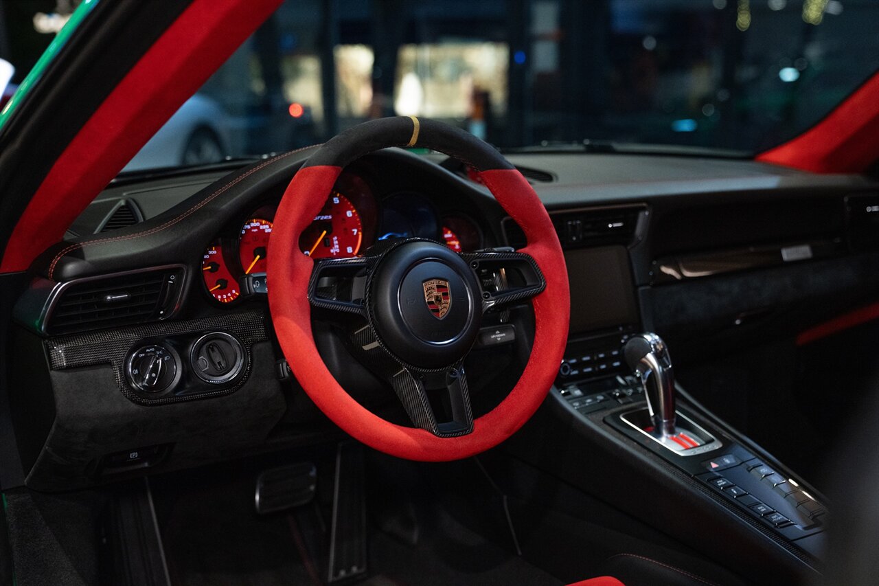 2018 Porsche 911 GT2 RS   - Photo 7 - Beverly Hills, CA 90212