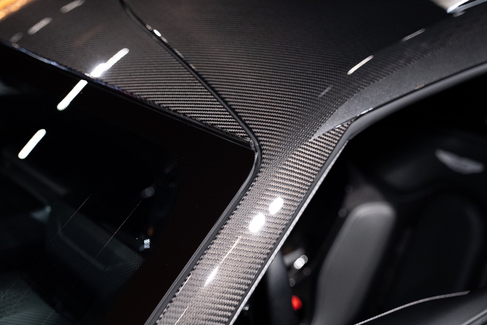 2026 Aston Martin Valhalla - Photo 21