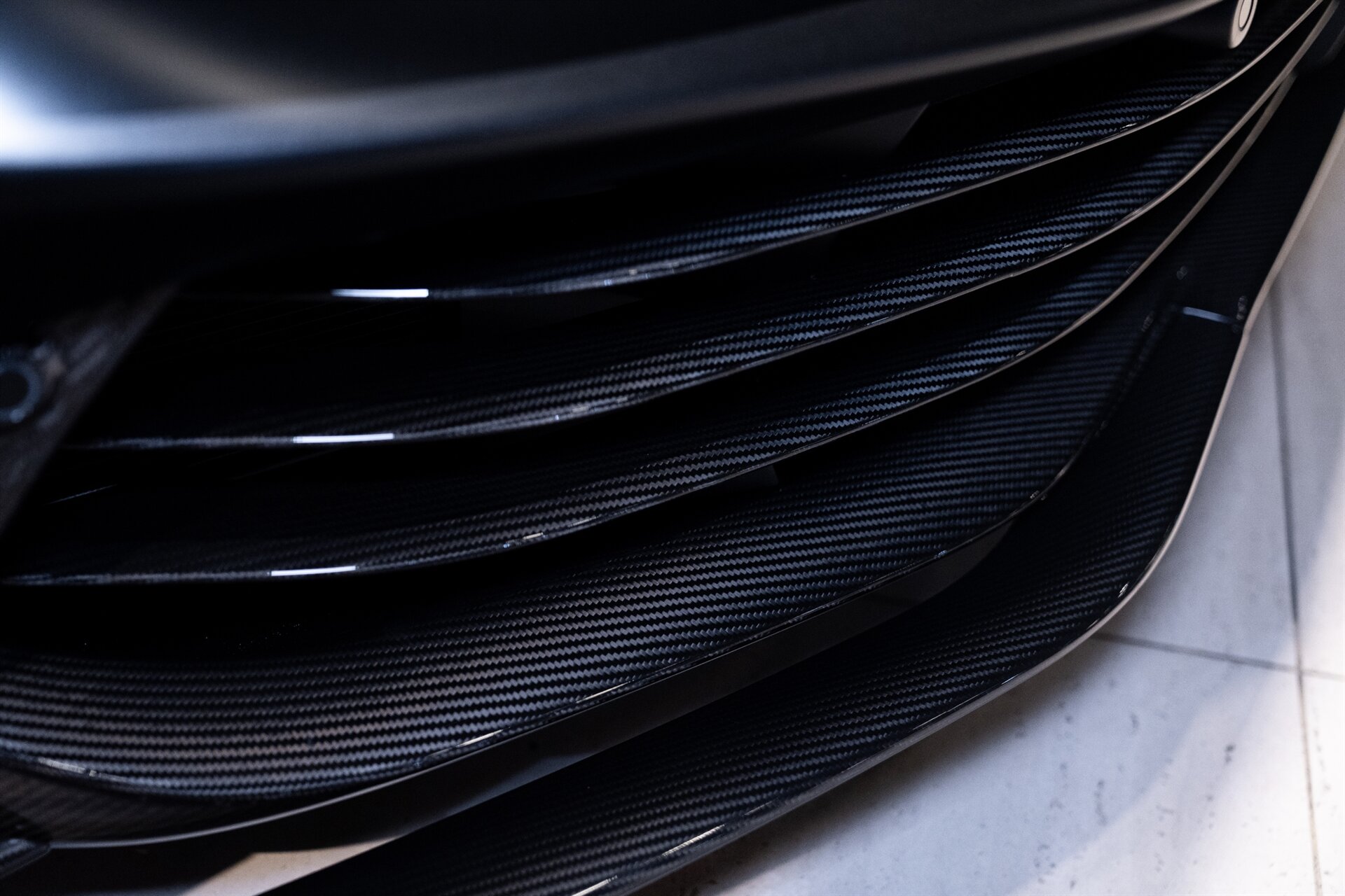 2026 Aston Martin Valhalla - Photo 11