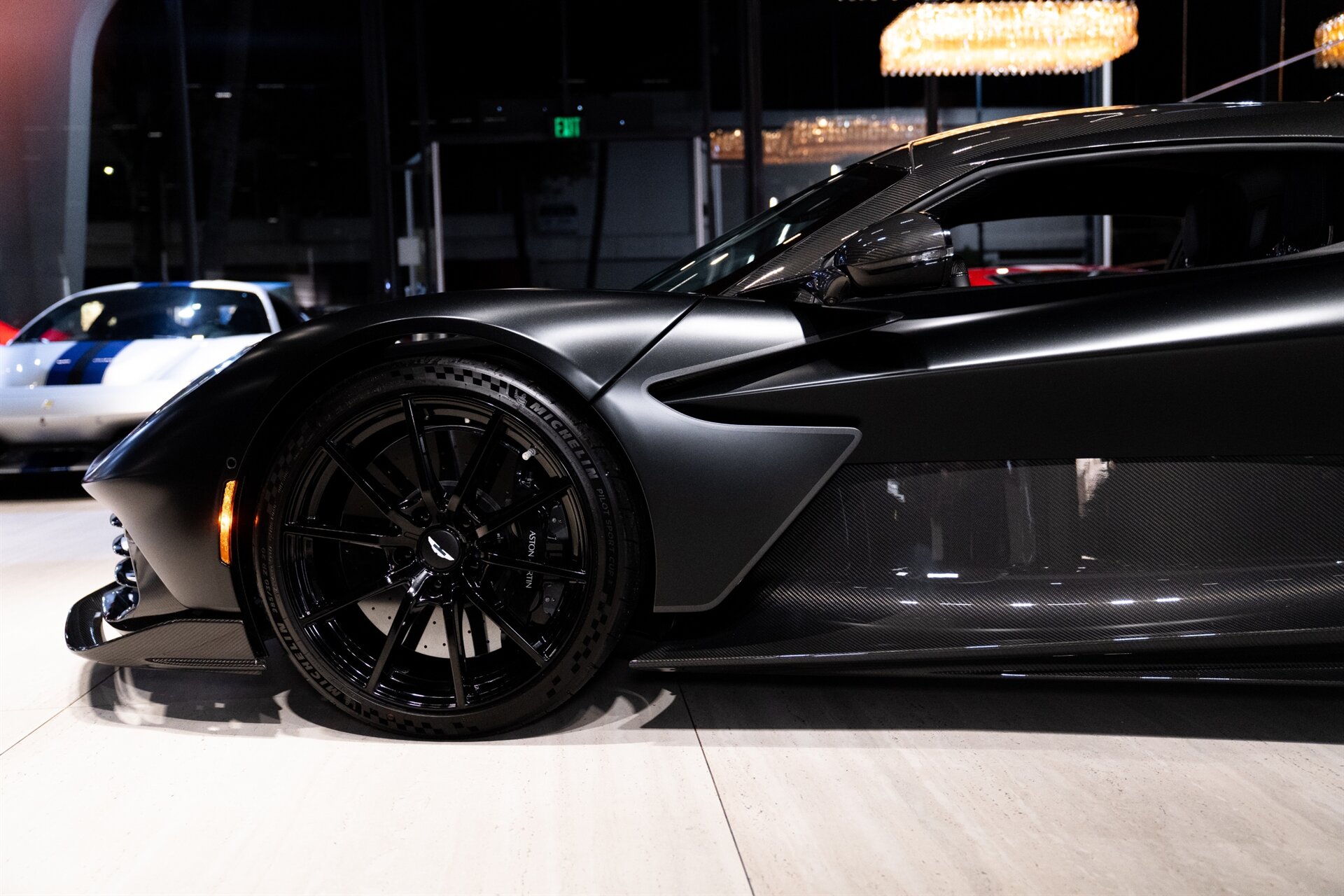 2026 Aston Martin Valhalla - Photo 16