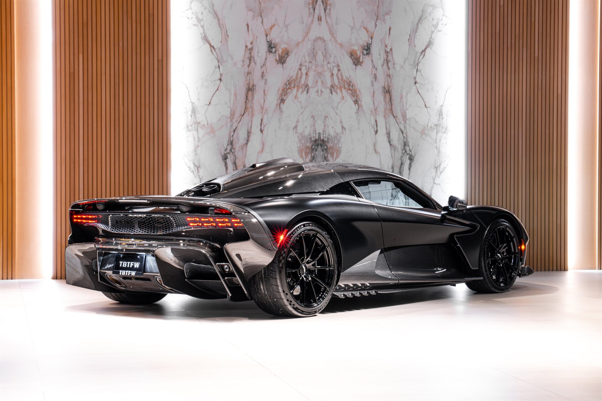 2026 Aston Martin Valhalla - Photo 7