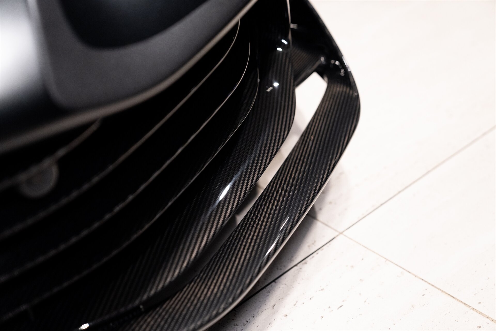 2026 Aston Martin Valhalla - Photo 14