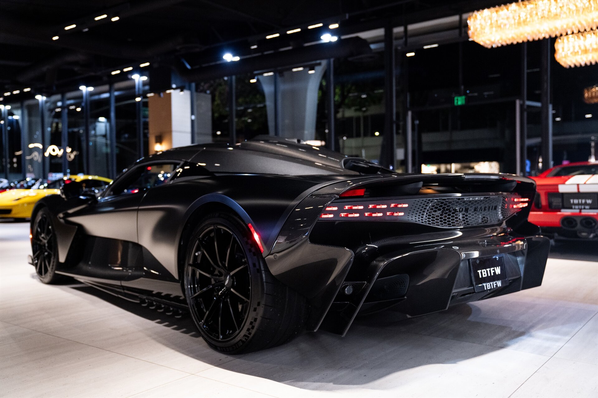 2026 Aston Martin Valhalla - Photo 40
