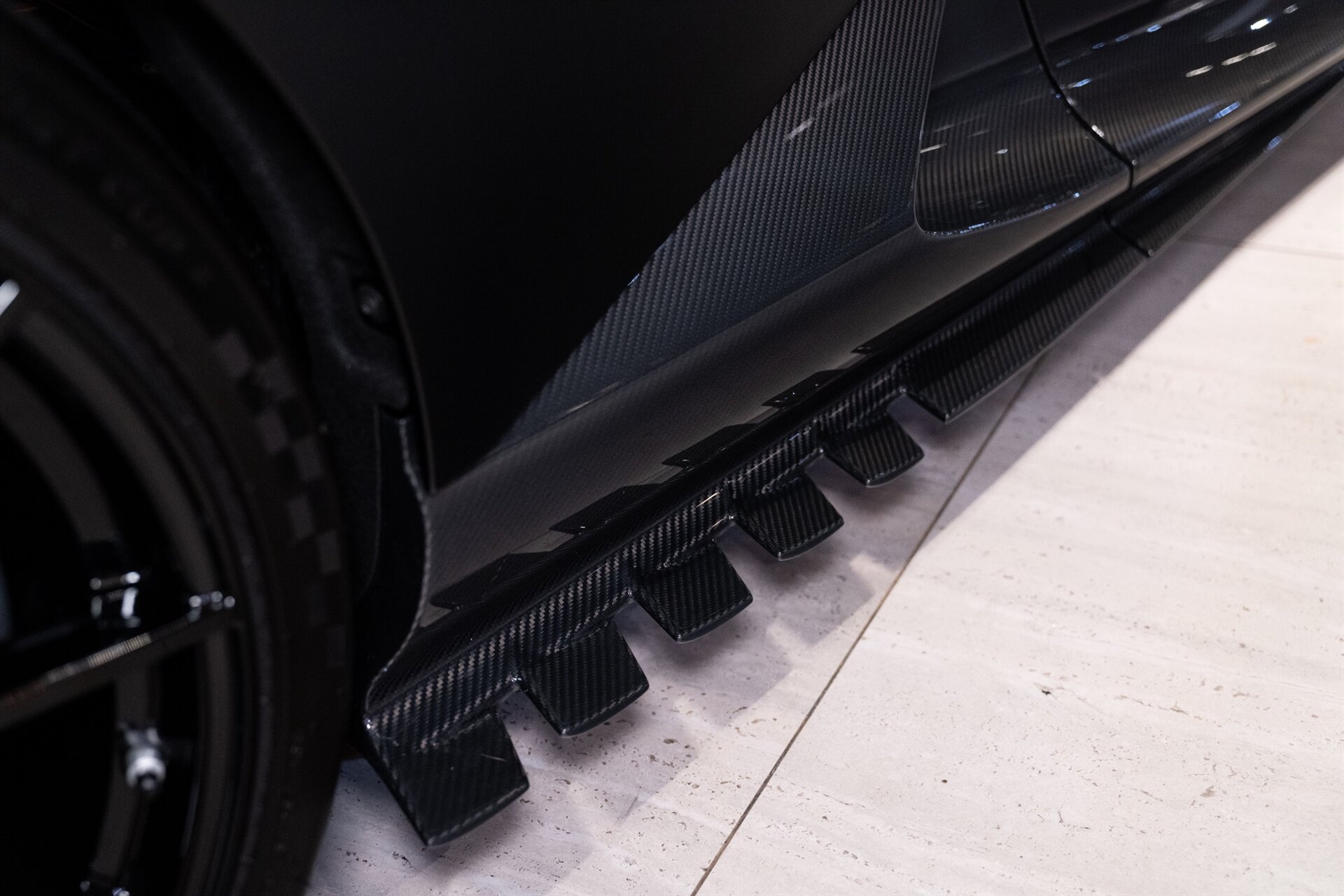 2026 Aston Martin Valhalla - Photo 44