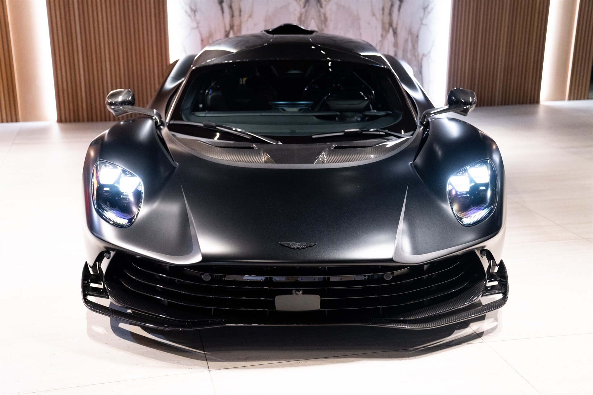 2026 Aston Martin Valhalla - Photo 8