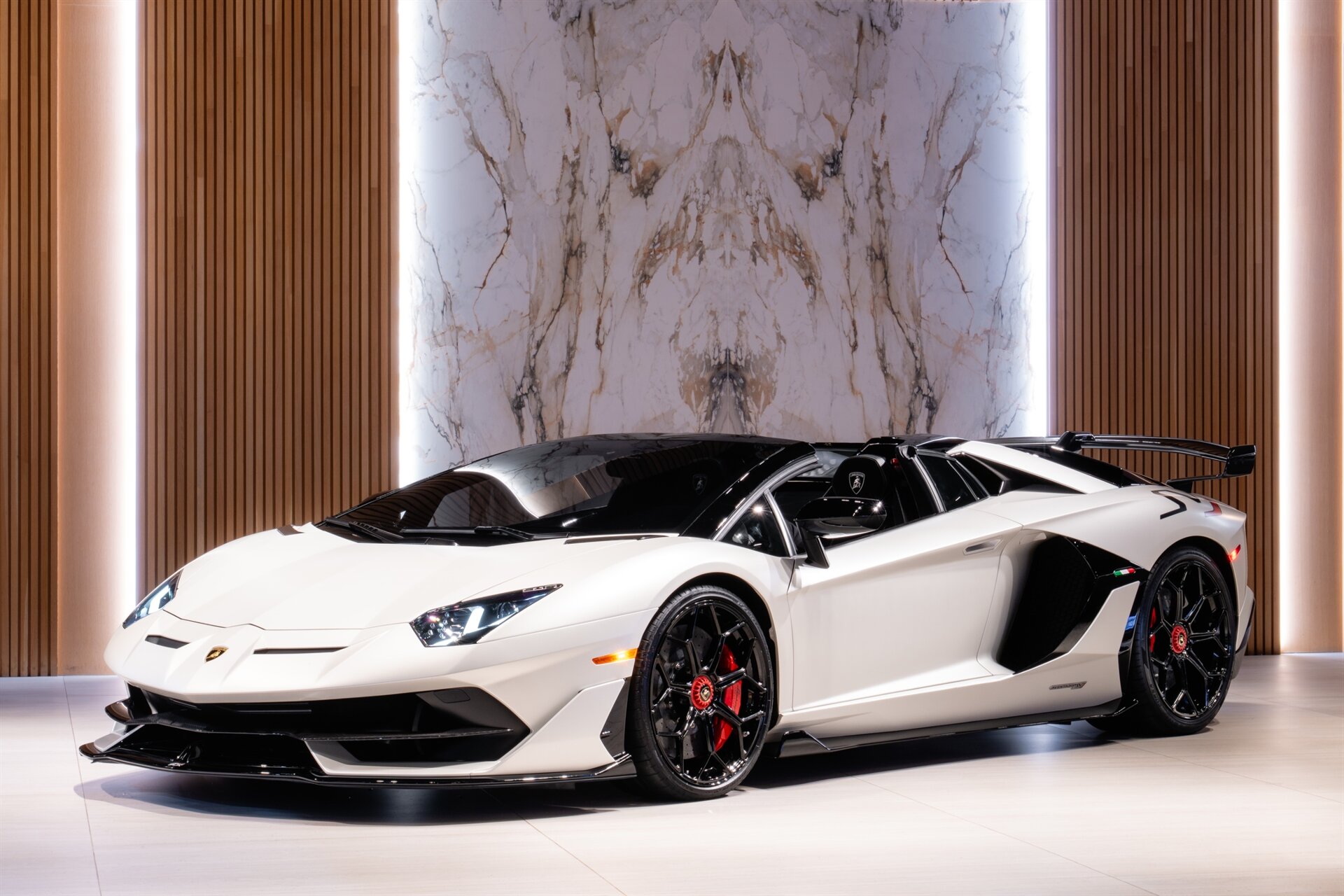 2020 Lamborghini Aventador LP 770-4 SVJ