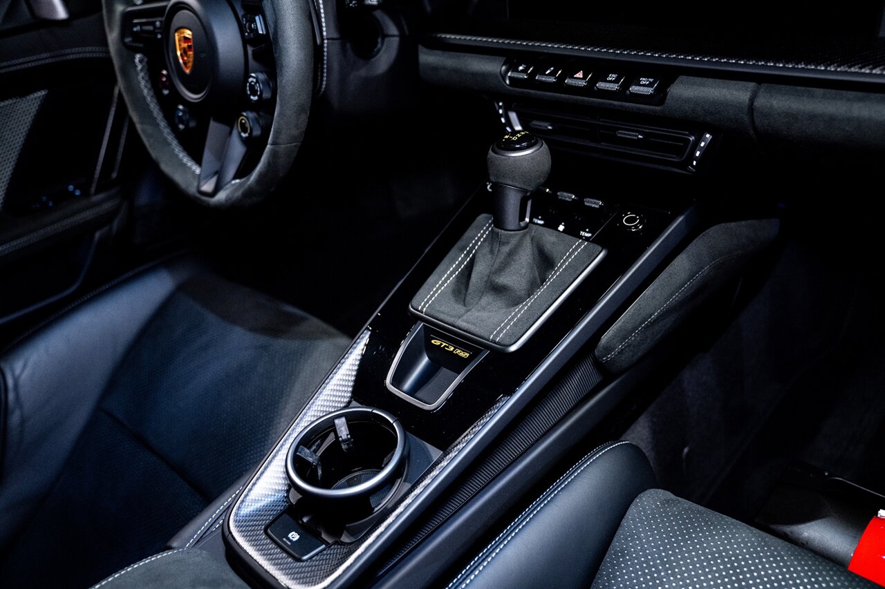 2024 Porsche 911 GT3 RS   - Photo 39 - Beverly Hills, CA 90212
