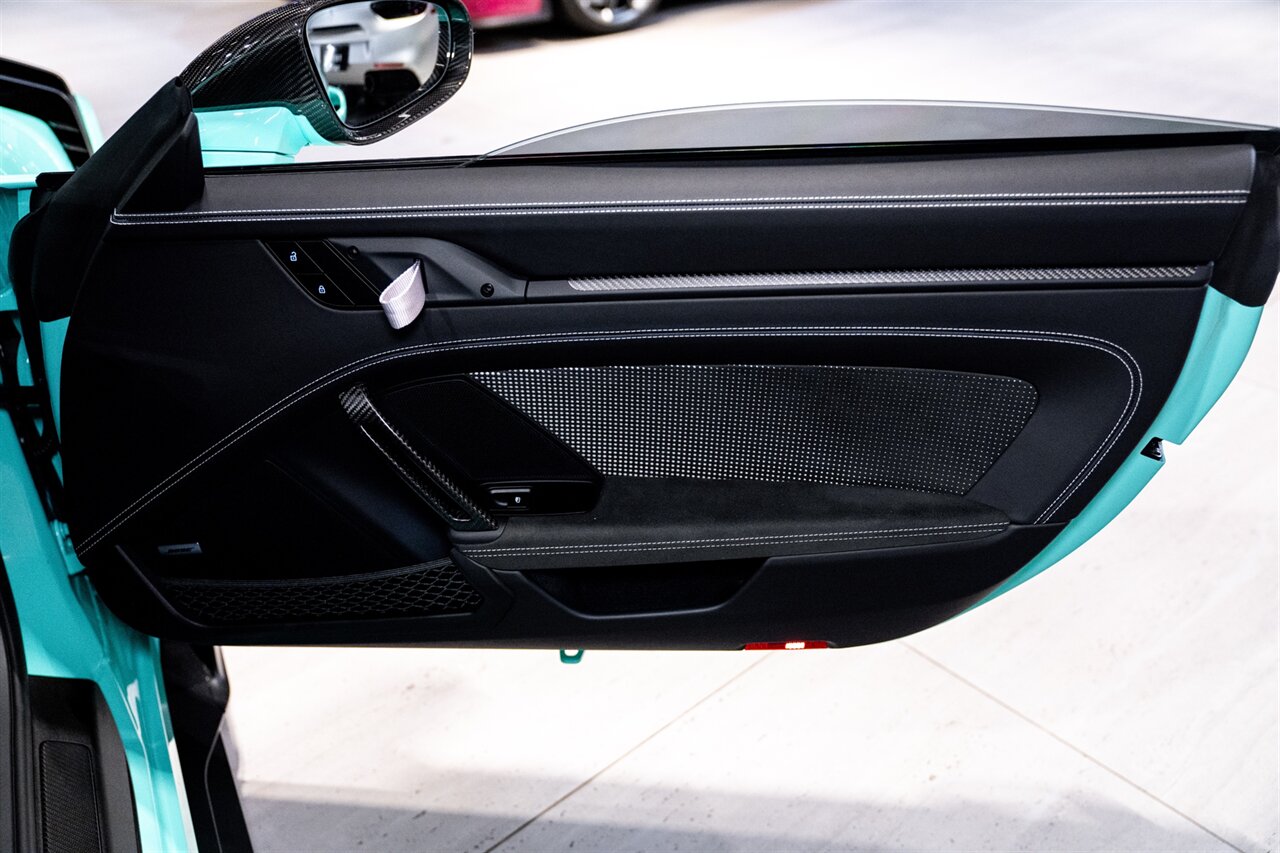 2024 Porsche 911 GT3 RS   - Photo 25 - Beverly Hills, CA 90212
