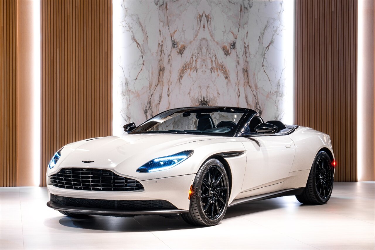 2019 Aston Martin DB11 Volante   - Photo 1 - Beverly Hills, CA 90212