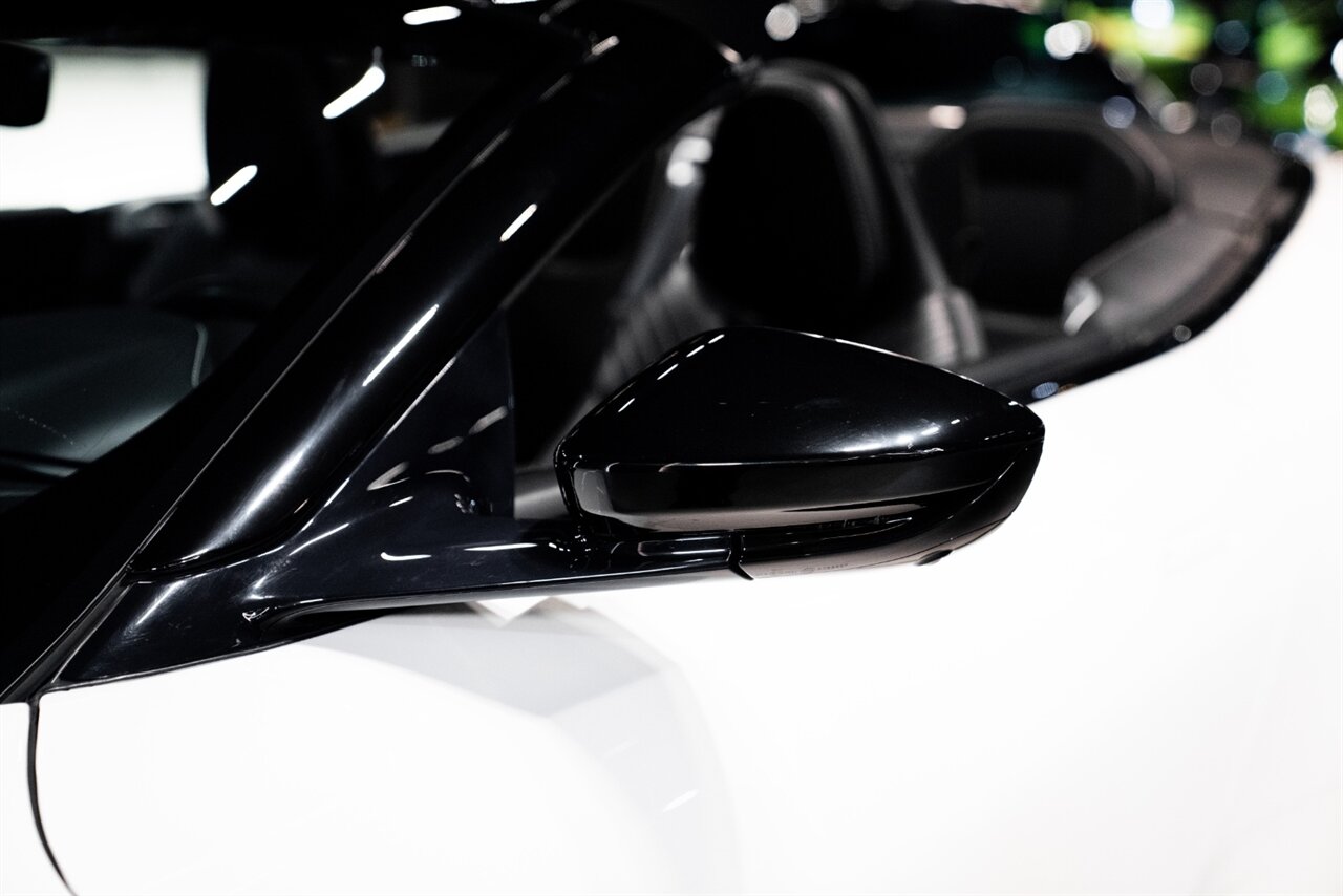 2019 Aston Martin DB11 Volante - Photo 31 - Beverly Hills, CA 90212