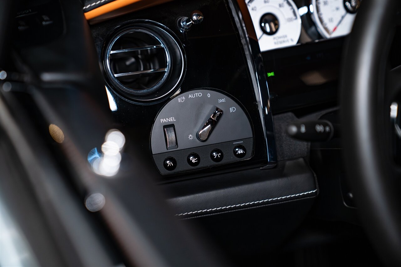 2018 Rolls-Royce Dawn   - Photo 9 - Beverly Hills, CA 90212