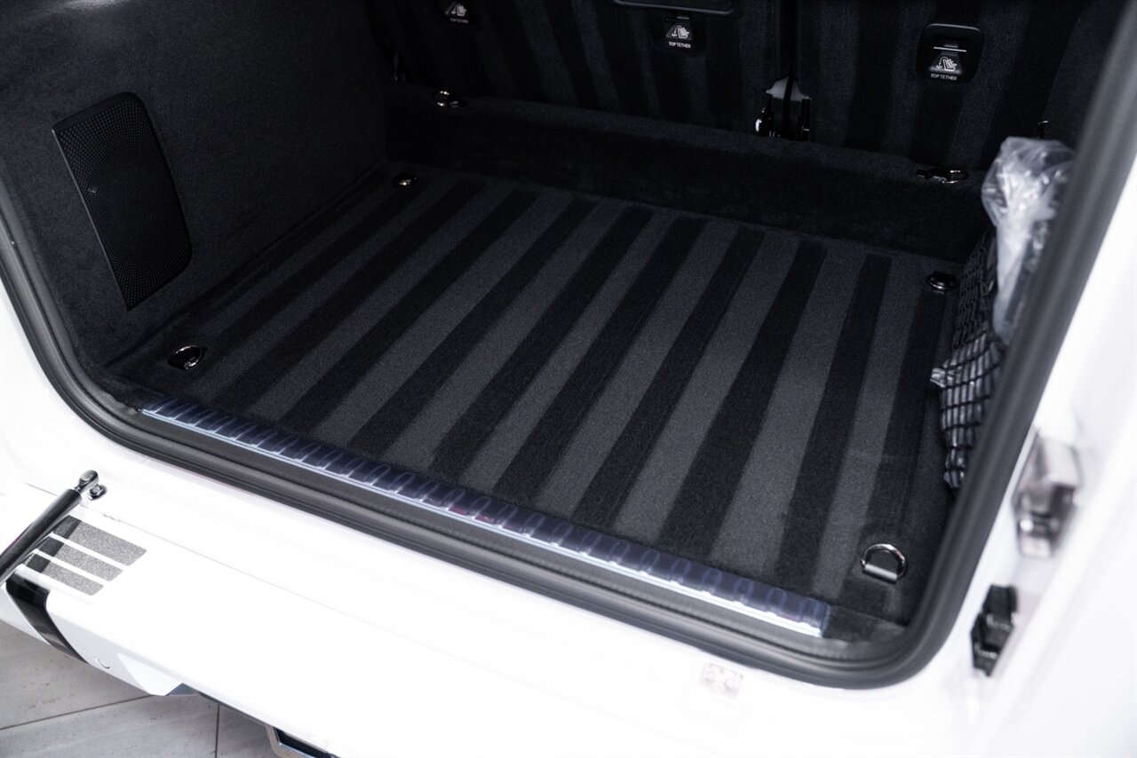 2025 Mercedes-Benz AMG G 63   - Photo 24 - Beverly Hills, CA 90212