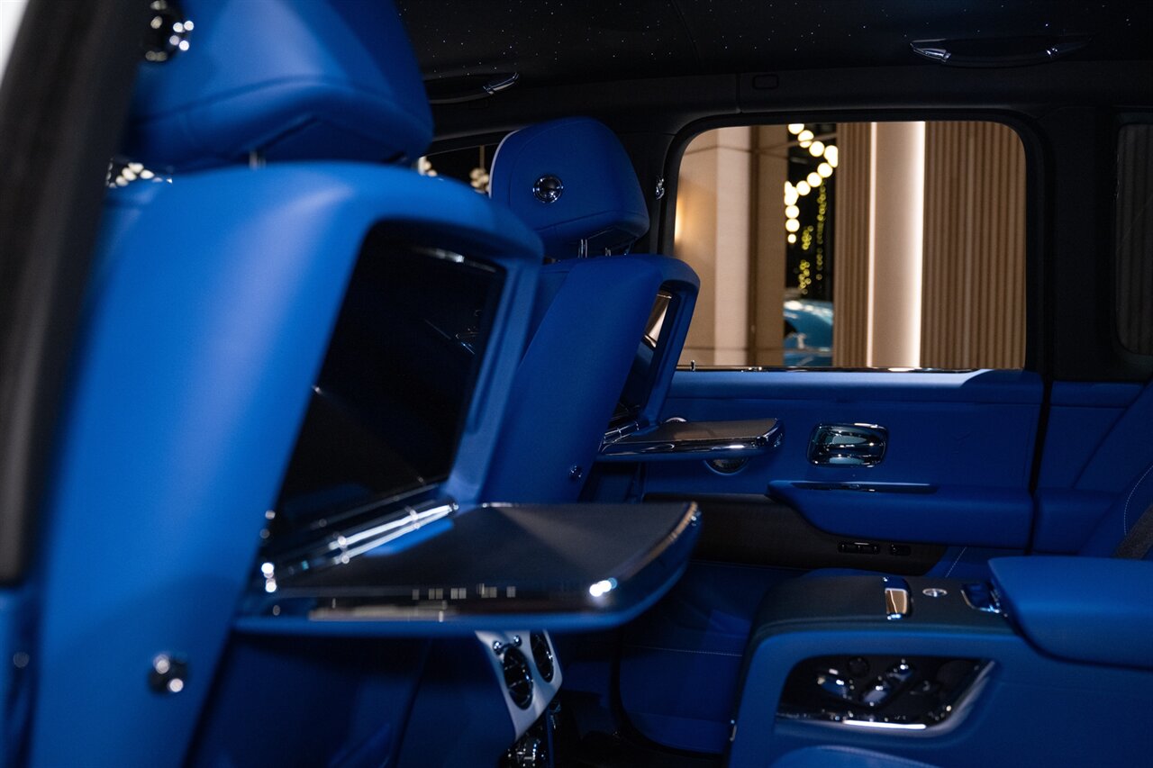 2023 Rolls-Royce Cullinan   - Photo 28 - Beverly Hills, CA 90212