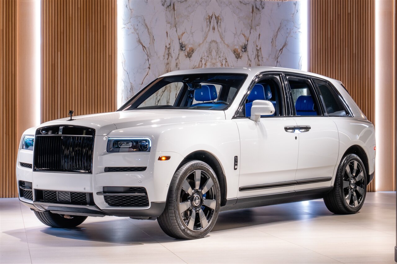2023 Rolls-Royce Cullinan   - Photo 1 - Beverly Hills, CA 90212