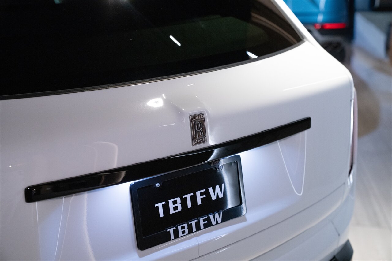 2023 Rolls-Royce Cullinan   - Photo 20 - Beverly Hills, CA 90212