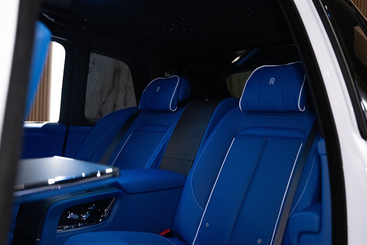 2023 Rolls-Royce Cullinan   - Photo 32 - Beverly Hills, CA 90212