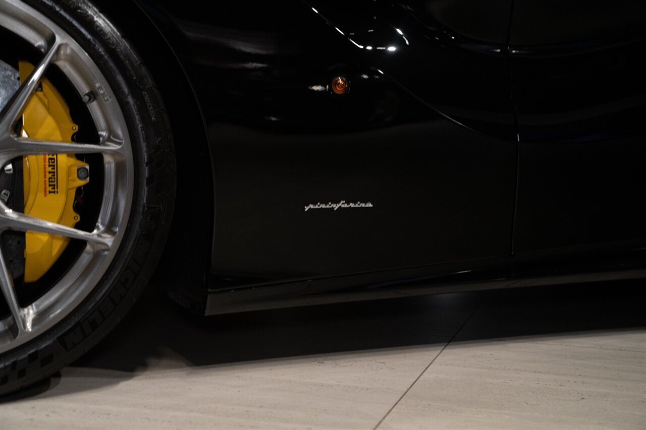 2014 Ferrari F12berlinetta - Photo 13 - Beverly Hills, CA 90212