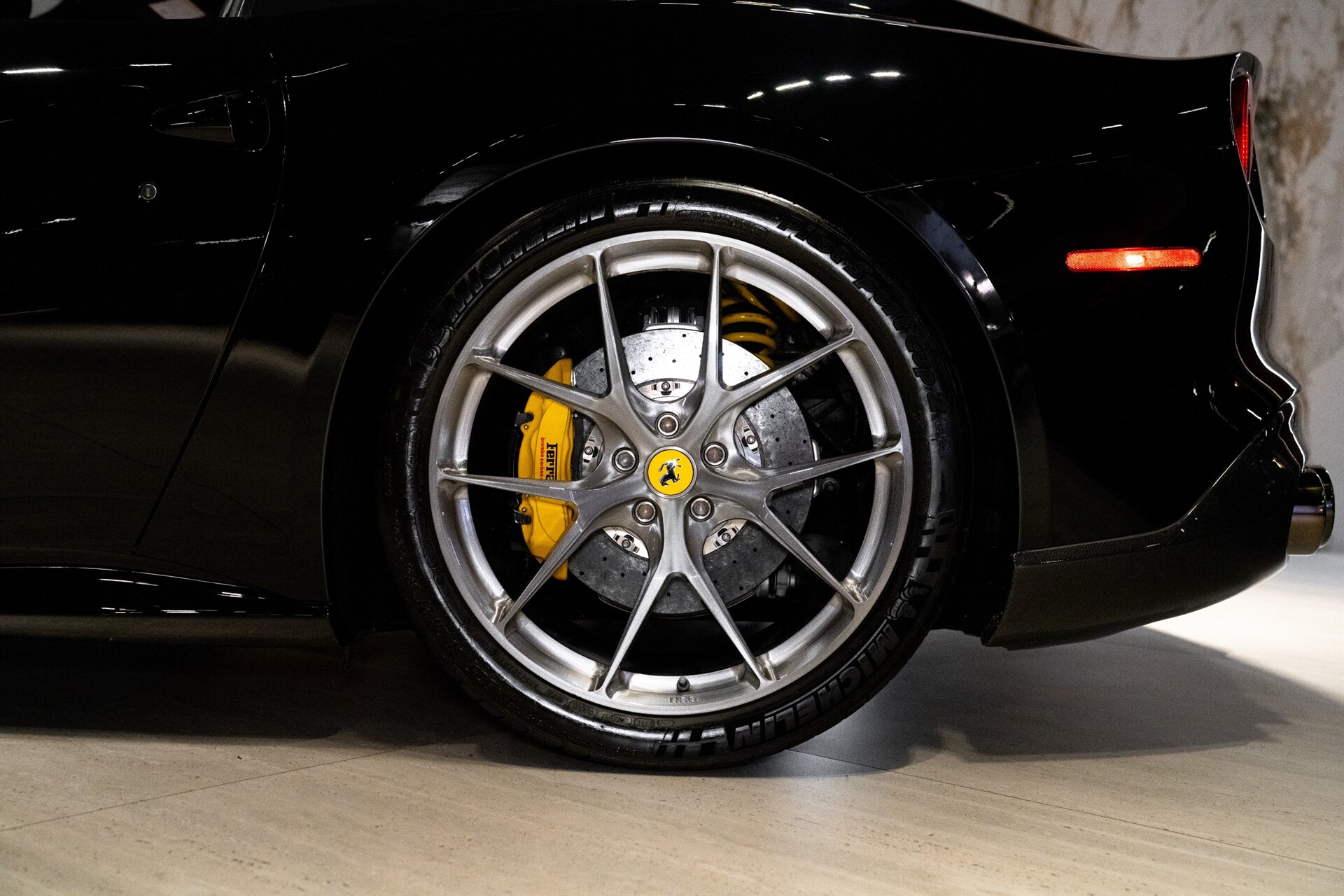 2014 Ferrari F12berlinetta - Photo 15