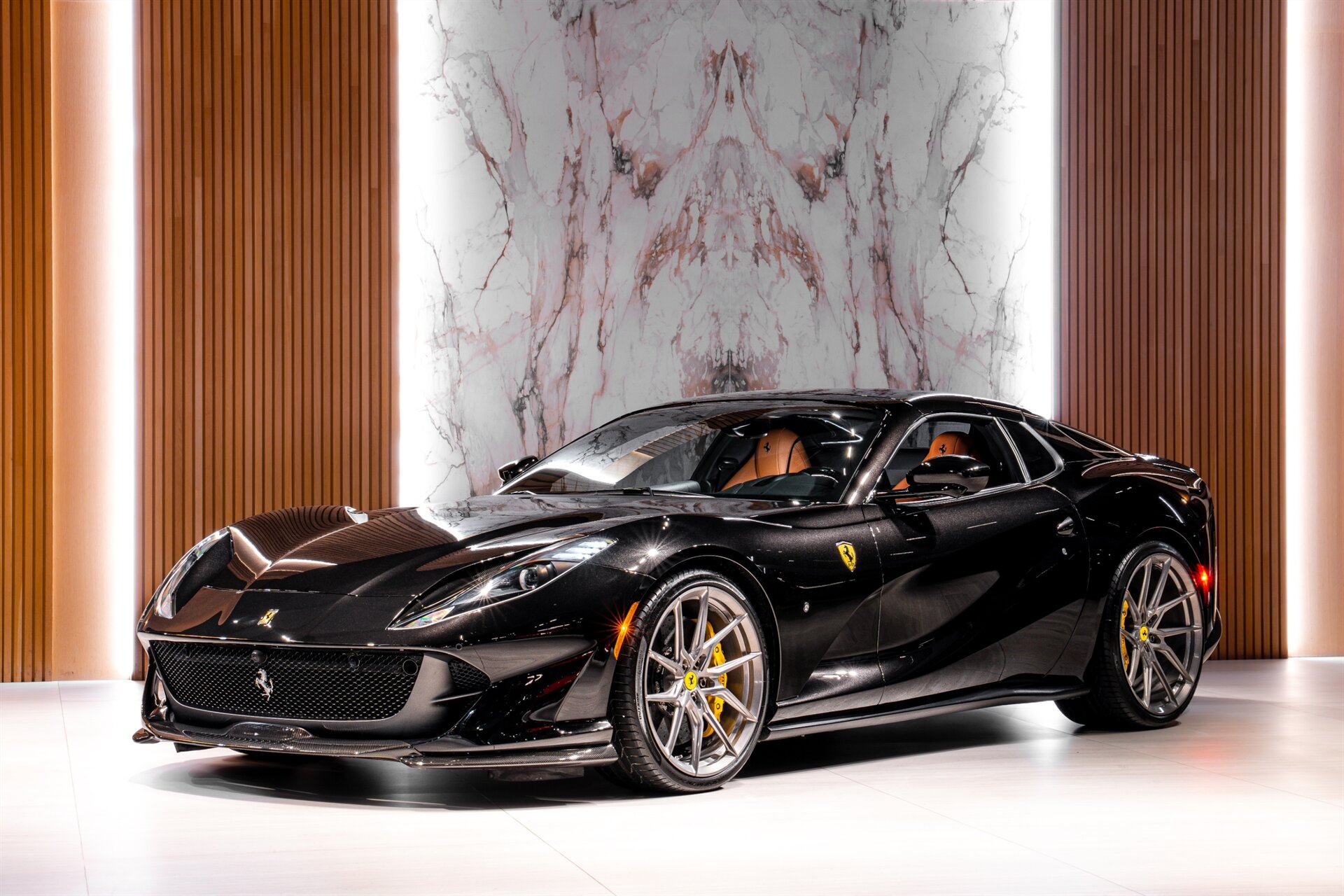2021 Ferrari 812 GTS - Photo 2