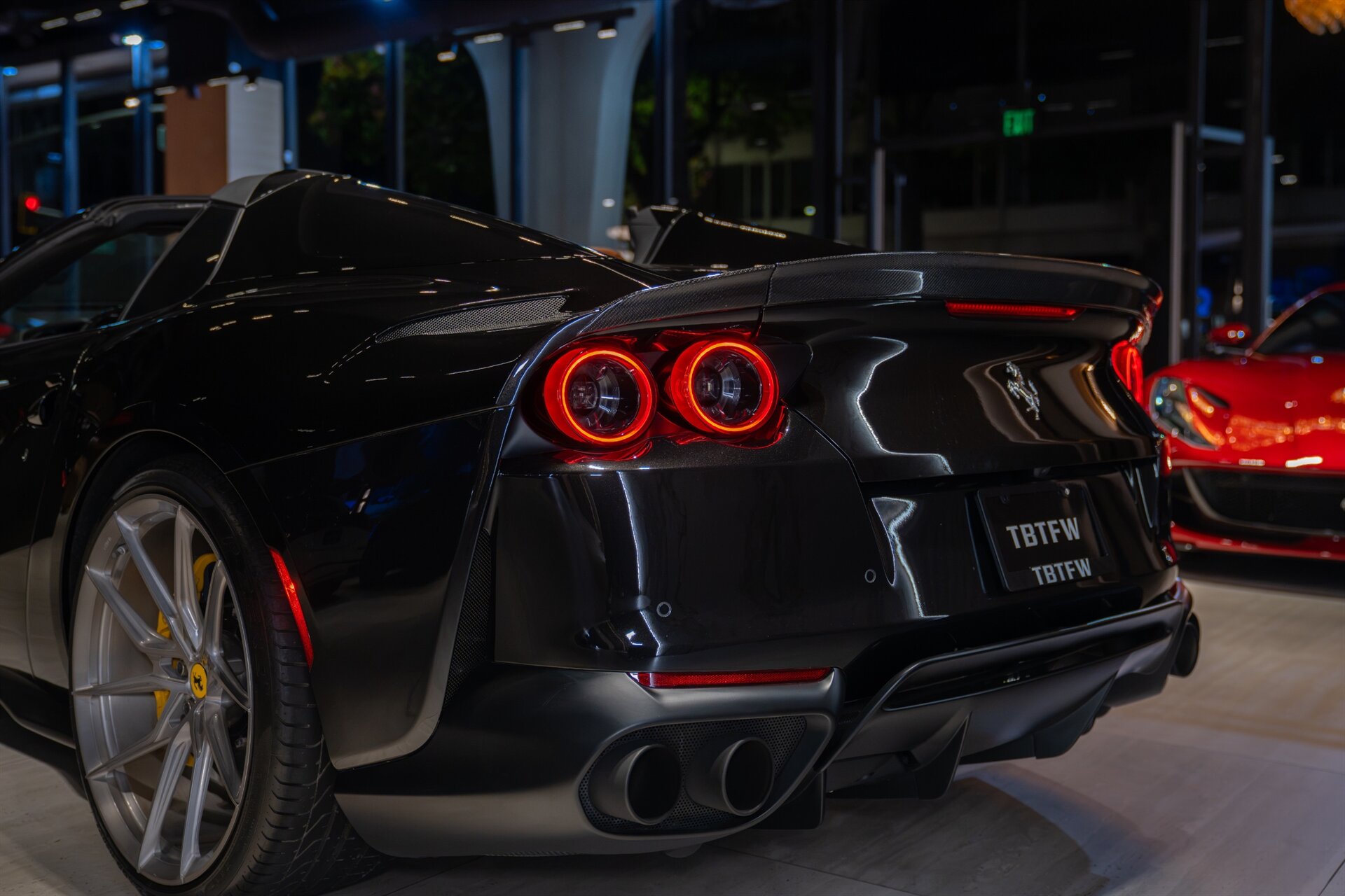 2021 Ferrari 812 GTS - Photo 20