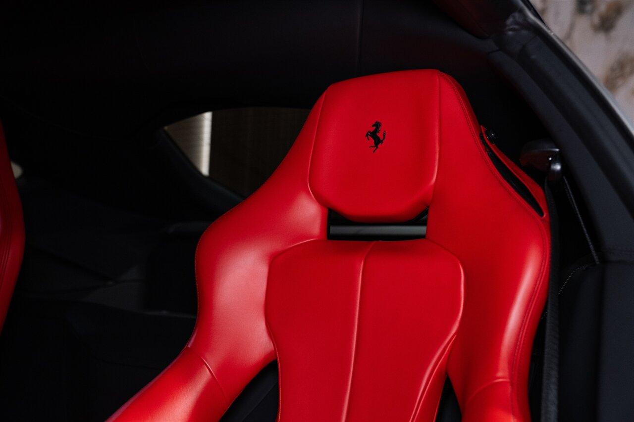 2019 Ferrari 812 Superfast - Photo 7 - Beverly Hills, CA 90212