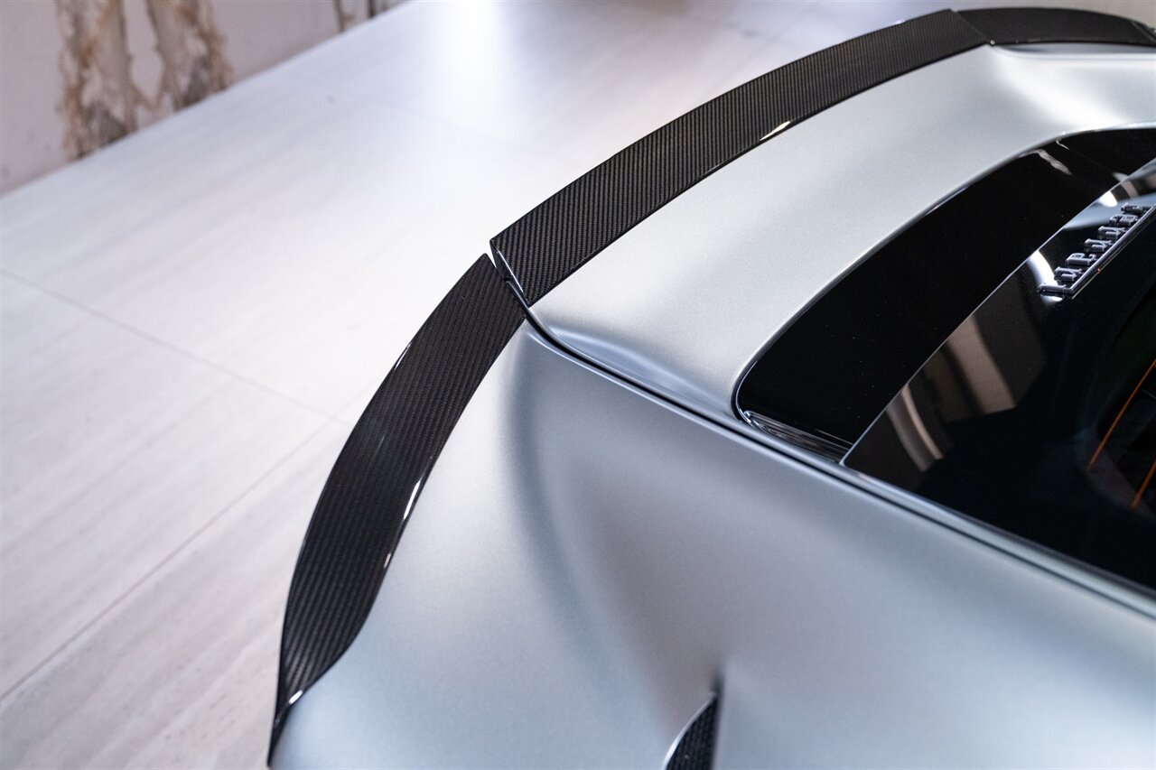 2019 Ferrari 812 Superfast - Photo 28 - Beverly Hills, CA 90212