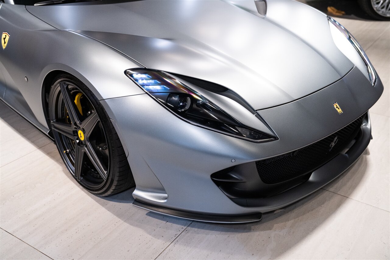 2019 Ferrari 812 Superfast - Photo 19 - Beverly Hills, CA 90212