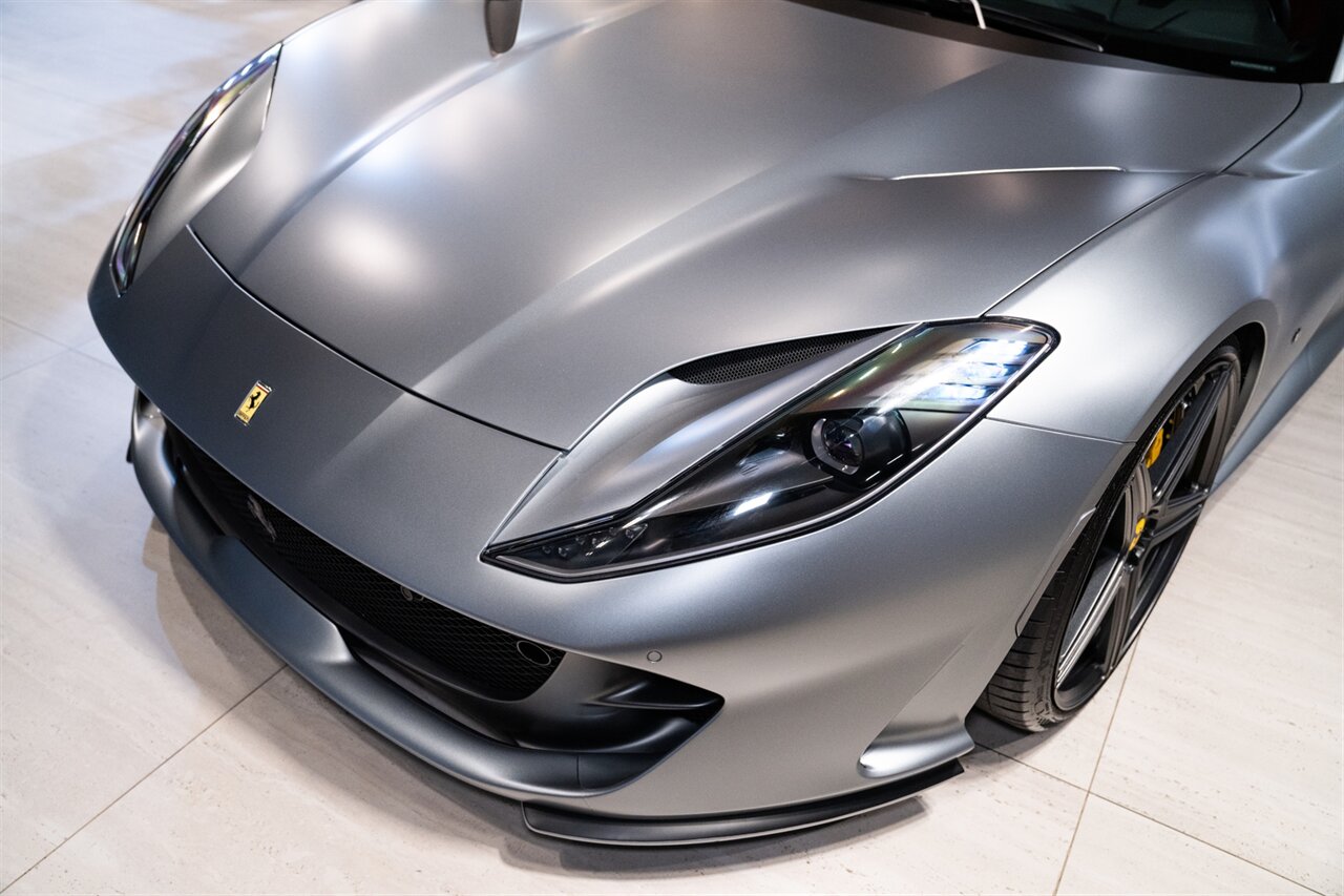 2019 Ferrari 812 Superfast - Photo 17 - Beverly Hills, CA 90212