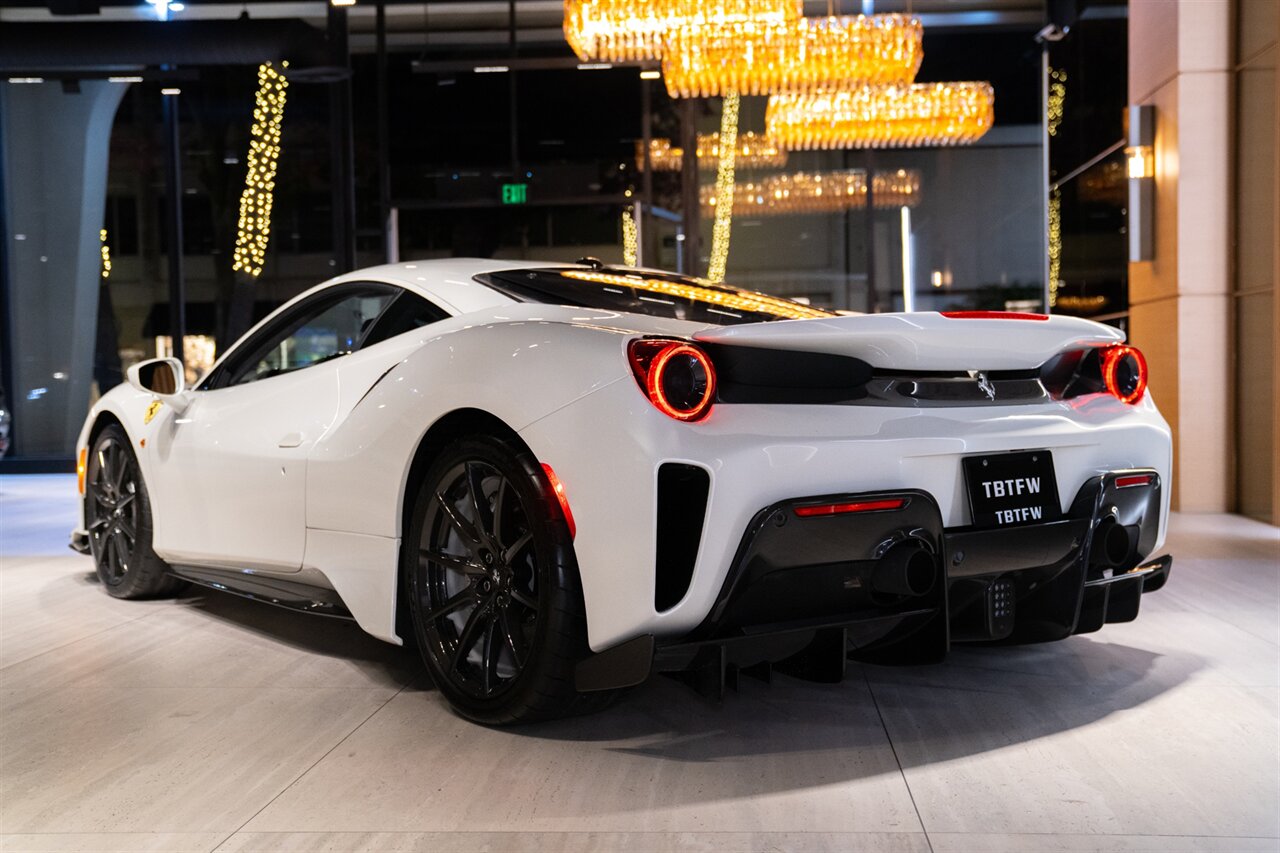 2019 Ferrari 488 Pista   - Photo 42 - Beverly Hills, CA 90212