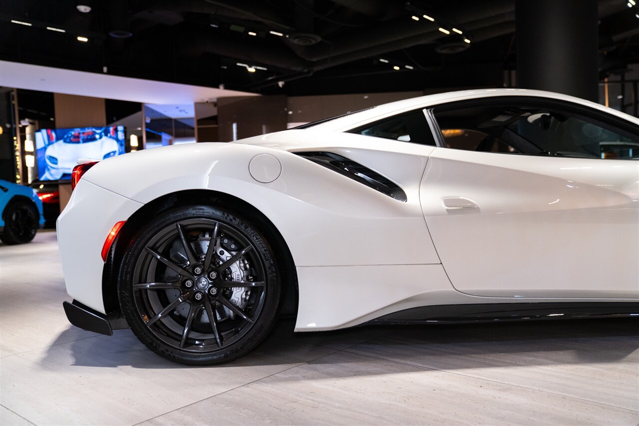 2019 Ferrari 488 Pista   - Photo 46 - Beverly Hills, CA 90212