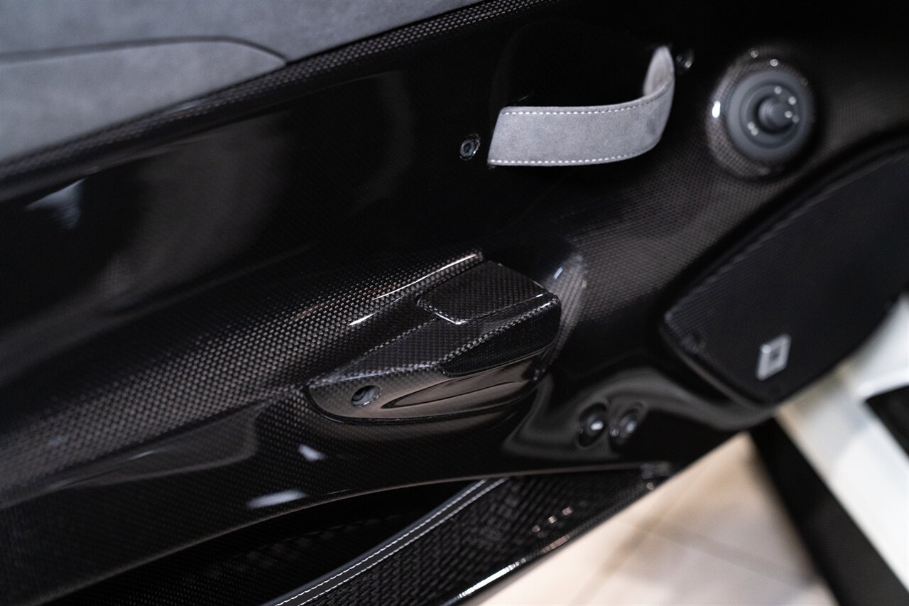 2019 Ferrari 488 Pista   - Photo 21 - Beverly Hills, CA 90212