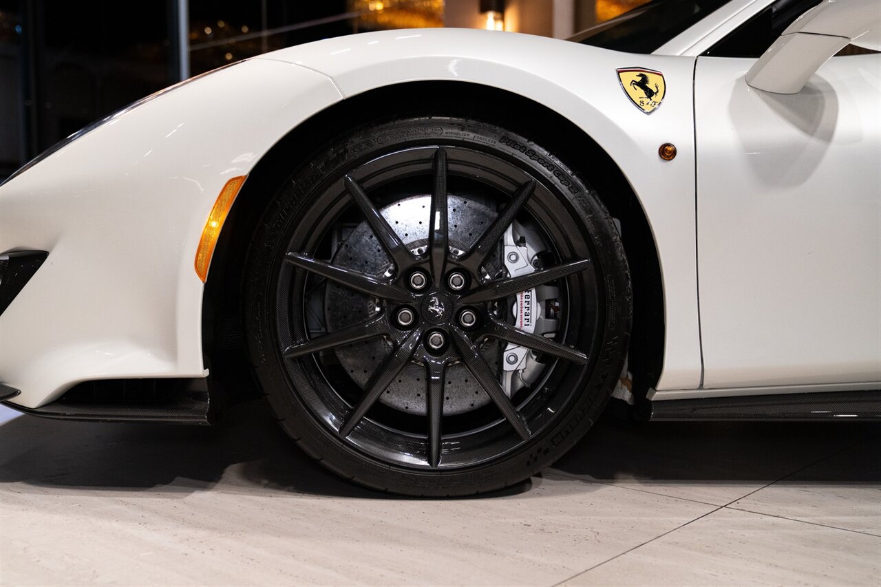 2019 Ferrari 488 Pista   - Photo 12 - Beverly Hills, CA 90212