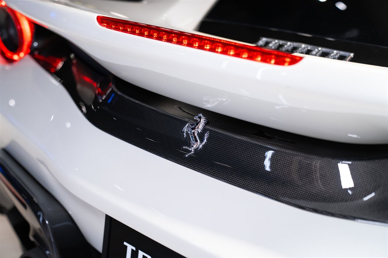 2019 Ferrari 488 Pista   - Photo 43 - Beverly Hills, CA 90212