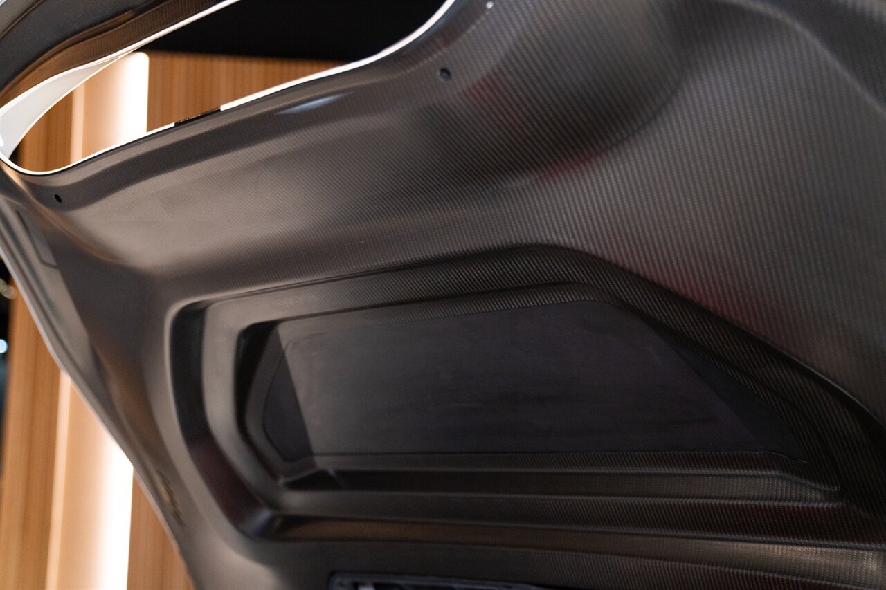 2019 Ferrari 488 Pista   - Photo 57 - Beverly Hills, CA 90212