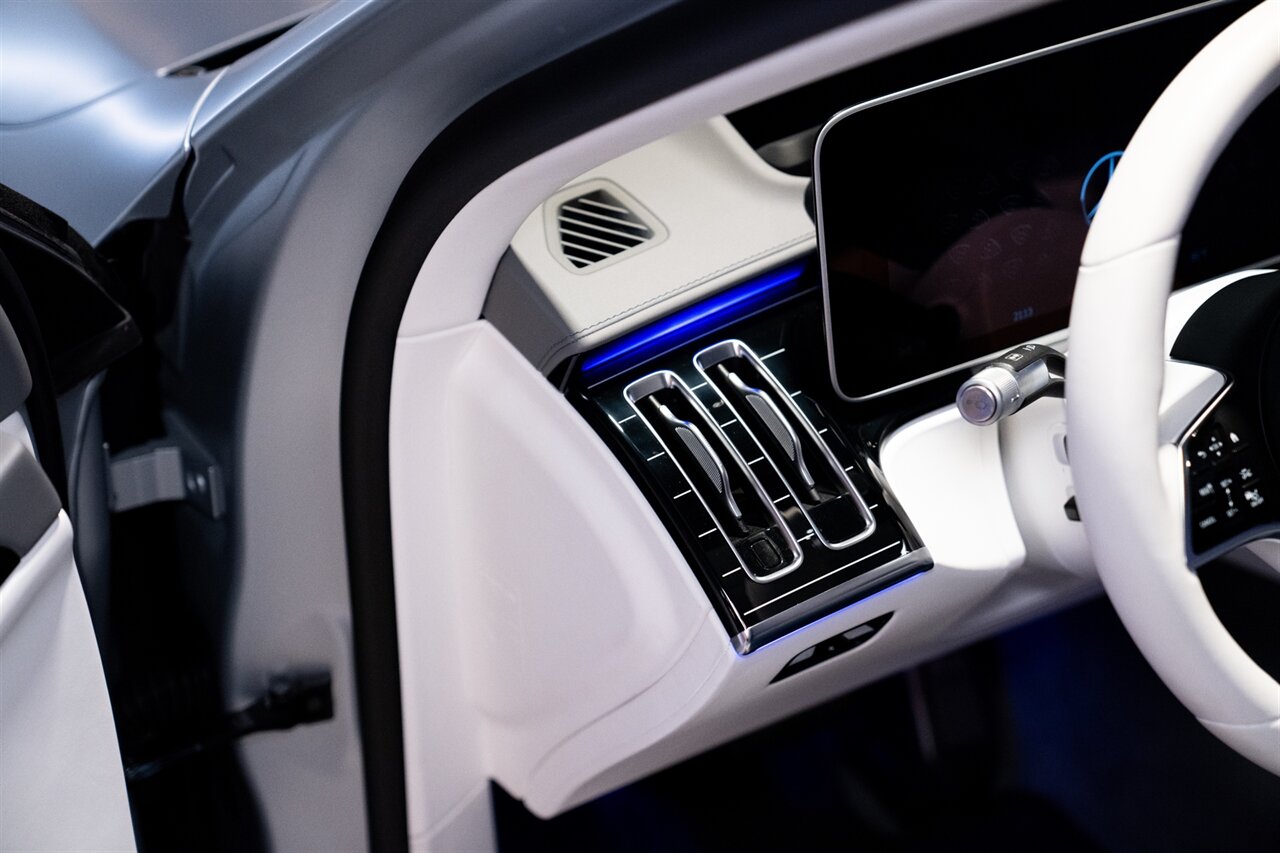 2024 Mercedes-Benz Mercedes-Maybach S 680 Silver Mist Edition   - Photo 9 - Beverly Hills, CA 90212