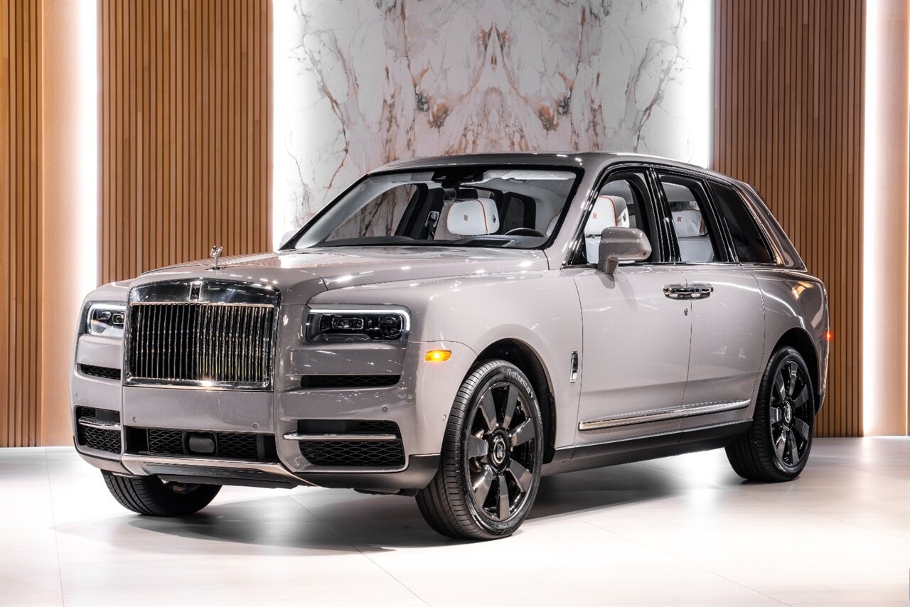 2023 Rolls-Royce Cullinan   - Photo 1 - Beverly Hills, CA 90212