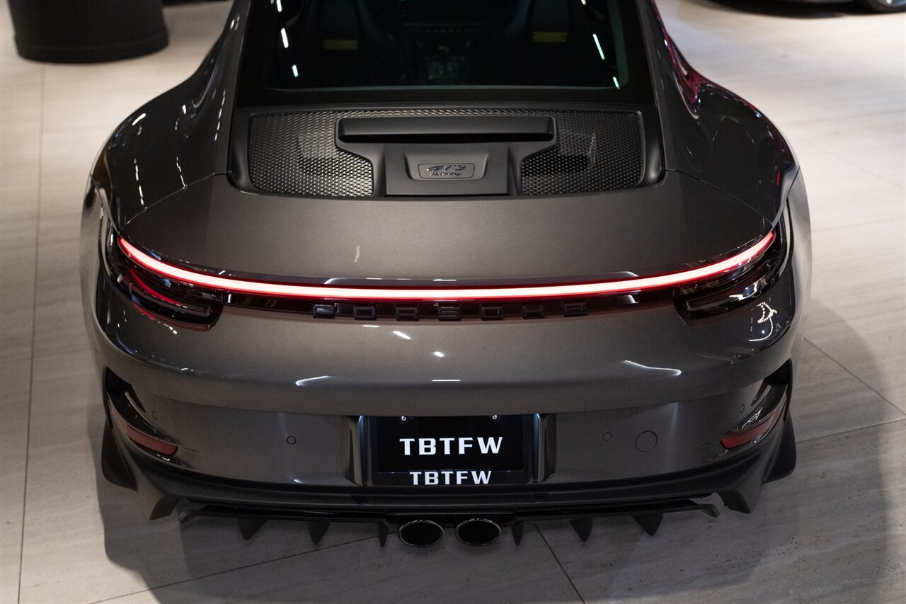 2022 Porsche 911 GT3 Touring   - Photo 31 - Beverly Hills, CA 90212