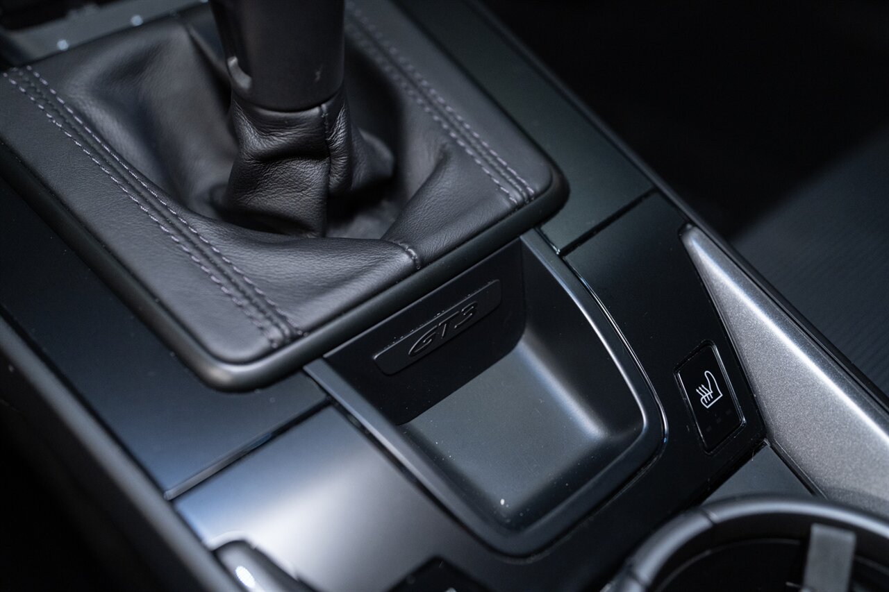 2022 Porsche 911 GT3 Touring   - Photo 25 - Beverly Hills, CA 90212