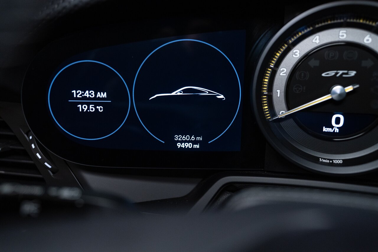 2022 Porsche 911 GT3 Touring   - Photo 23 - Beverly Hills, CA 90212