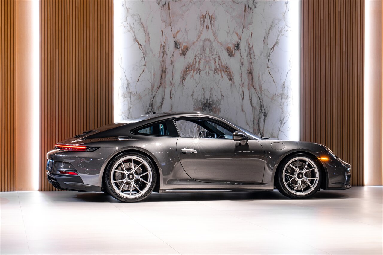 2022 Porsche 911 GT3 Touring   - Photo 3 - Beverly Hills, CA 90212