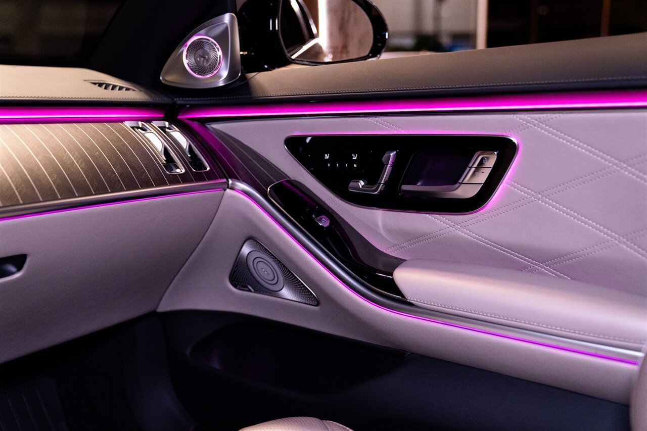 2025 Mercedes-Benz Mercedes-Maybach S 680 Nordic Glow Edition   - Photo 17 - Beverly Hills, CA 90212