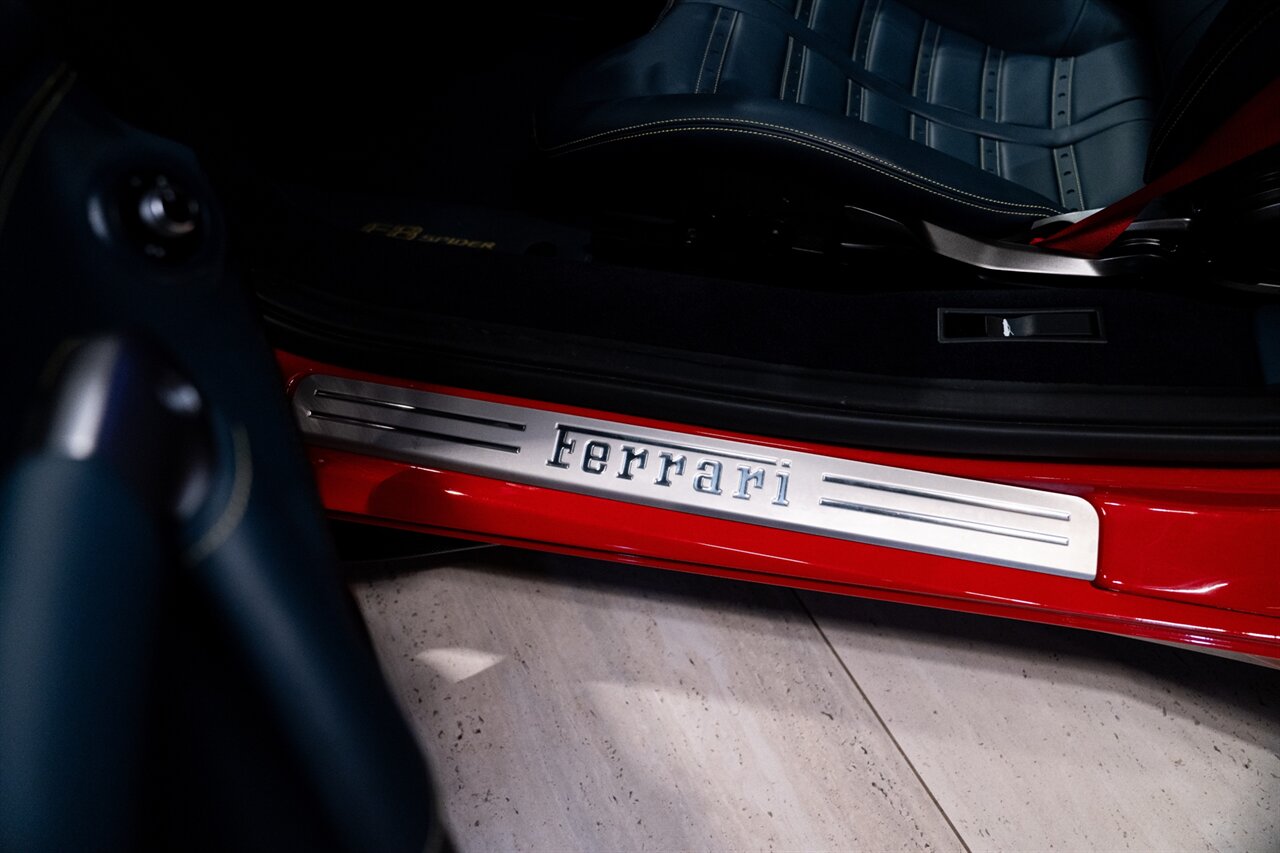 2022 Ferrari F8 Spider   - Photo 14 - Beverly Hills, CA 90212