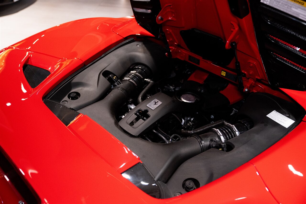 2022 Ferrari F8 Spider   - Photo 32 - Beverly Hills, CA 90212