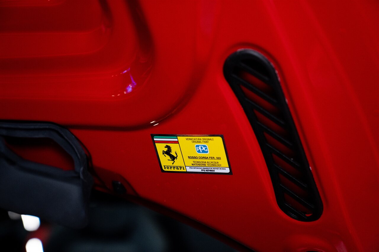 2022 Ferrari F8 Spider   - Photo 37 - Beverly Hills, CA 90212